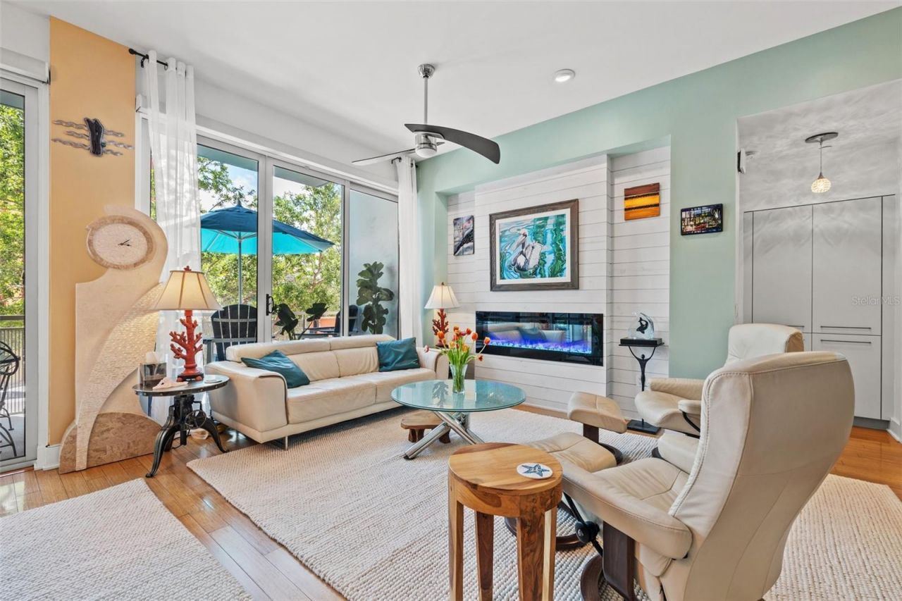 475 2nd Street N, Unit 201, Saint Petersburg, FL 33701 Photo