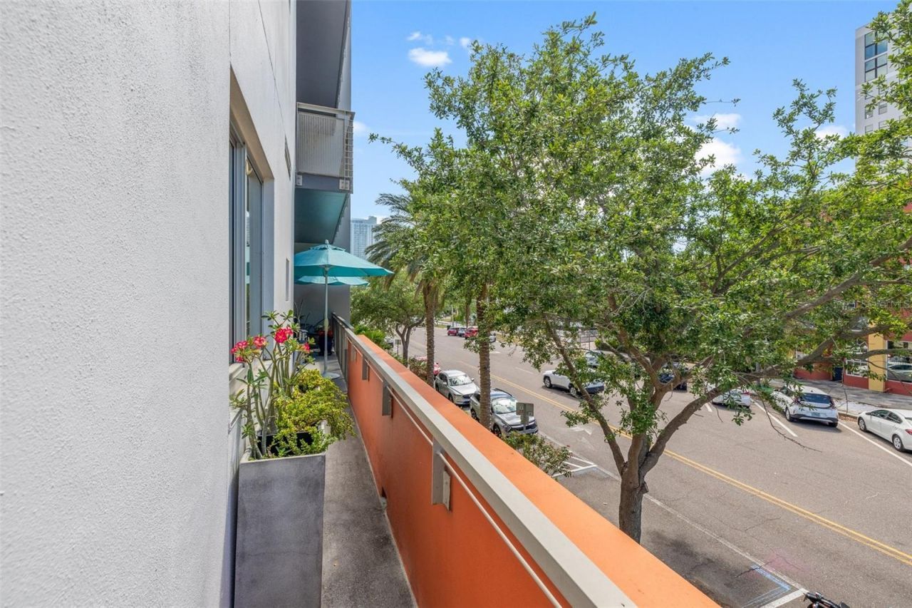 475 2nd Street N, Unit 201, Saint Petersburg, FL 33701 Photo