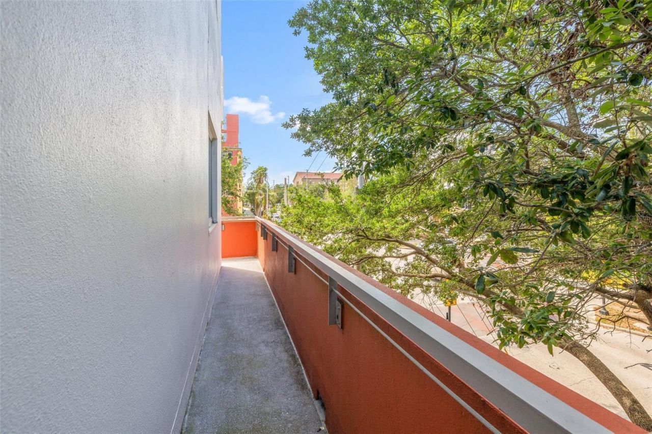 475 2nd Street N, Unit 201, Saint Petersburg, FL 33701 Photo