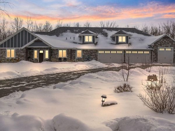 5901 Drake Drive, Maple Plain, MN 55359