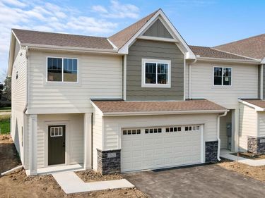 13621 Hollybrook Drive, Apple Valley, MN 55124