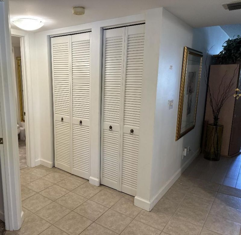 3138 Via Poinciana, Unit 114, Lake Worth, FL 33467 Photo