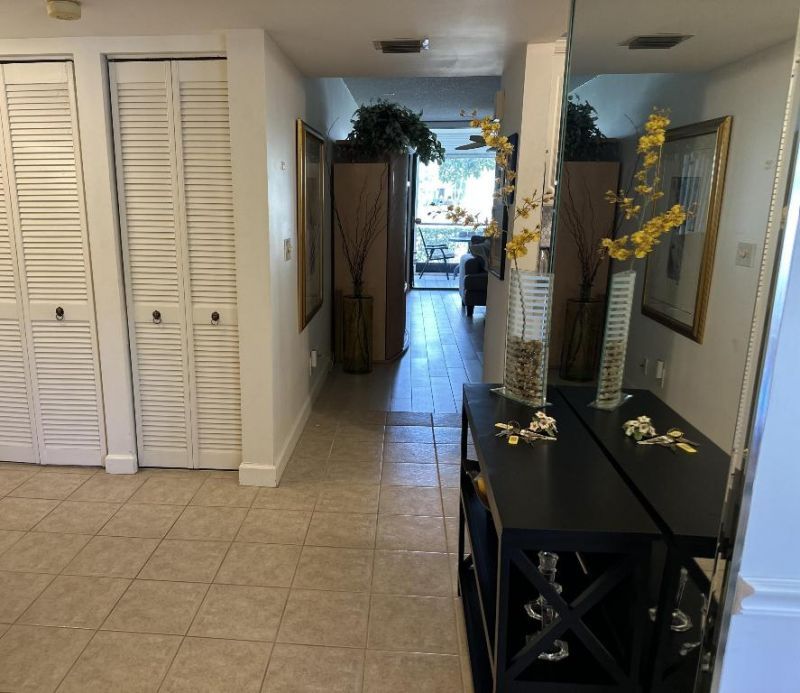 3138 Via Poinciana, Unit 114, Lake Worth, FL 33467 Photo