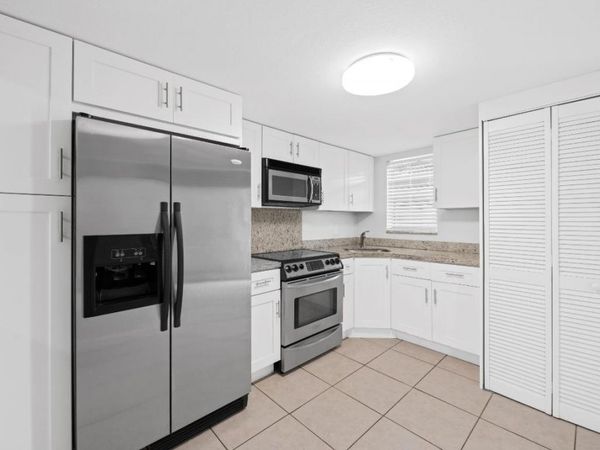 3750 NW 115th Avenue, Unit 8-5, Coral Springs, FL 33065