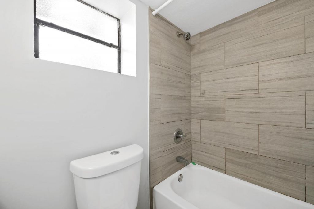 3750 NW 115th Avenue, Unit 8-5, Coral Springs, FL 33065 Photo