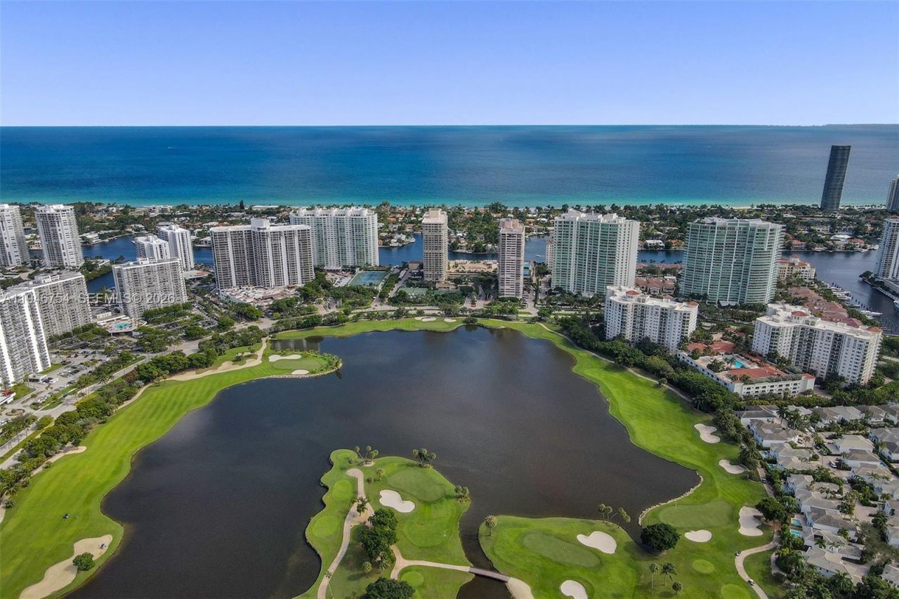 20000 E Country Club Dr, Unit 1014, Aventura, FL 33180 Photo