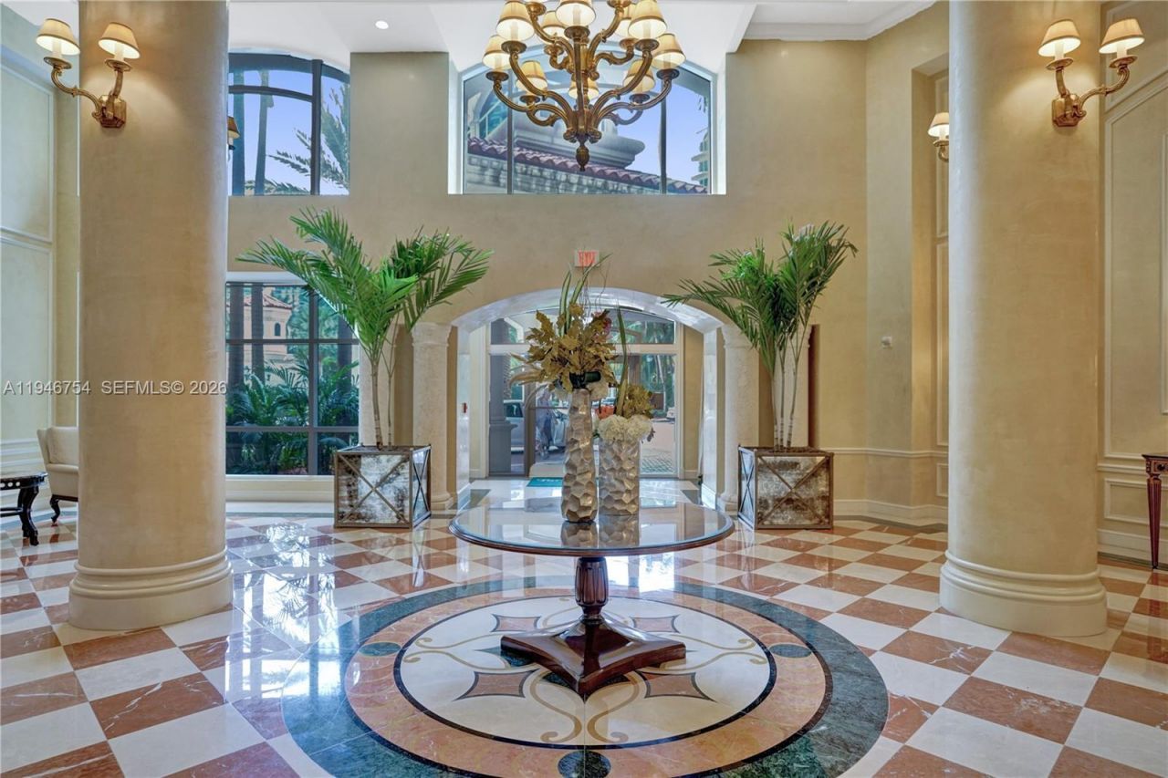 20000 E Country Club Dr, Unit 1014, Aventura, FL 33180 Photo