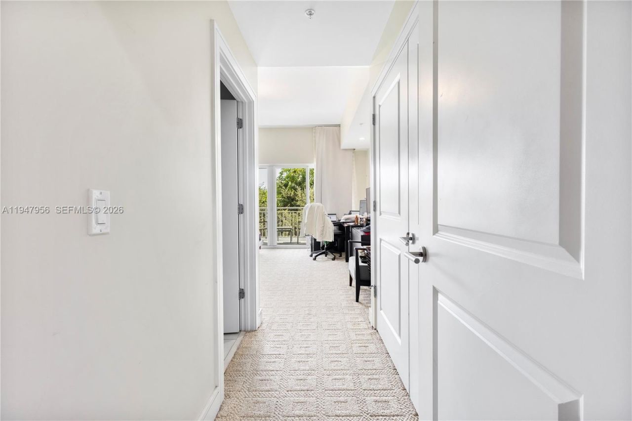 5300 NW 87th Ave, Unit 1212, Doral, FL 33178 Photo