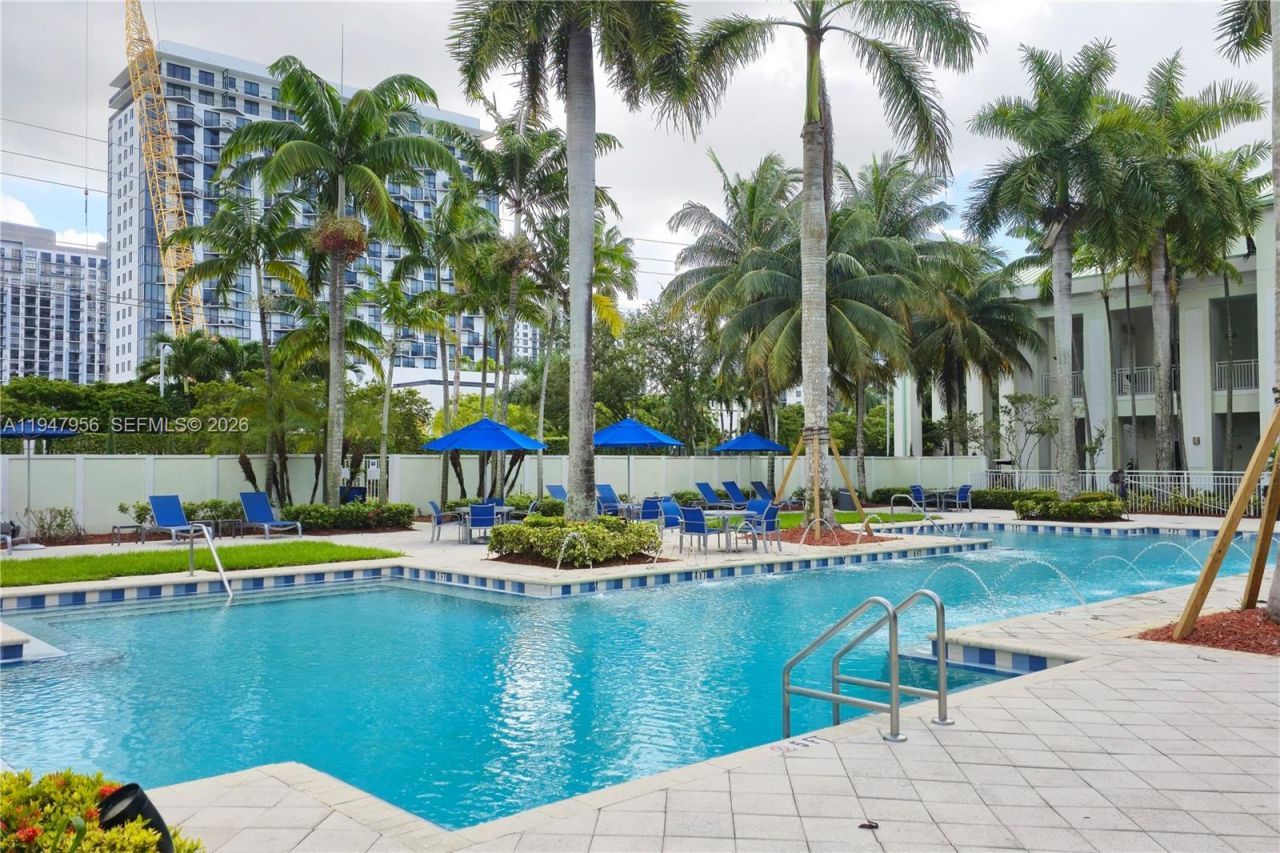 5300 NW 87th Ave, Unit 1212, Doral, FL 33178 Photo