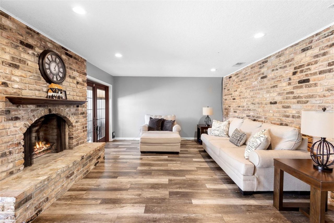 190 N Spring Lake Drive, Altamonte Springs, FL 32714 Photo