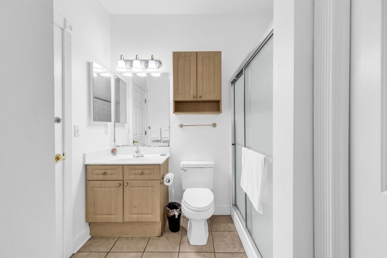 4801 Luster Leaf Circle Photo 16