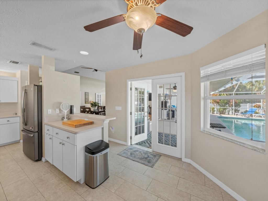 1149 SE Cambridge Drive, Port Saint Lucie, FL 34952 Photo