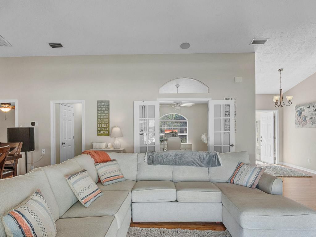 1149 SE Cambridge Drive, Port Saint Lucie, FL 34952 Photo