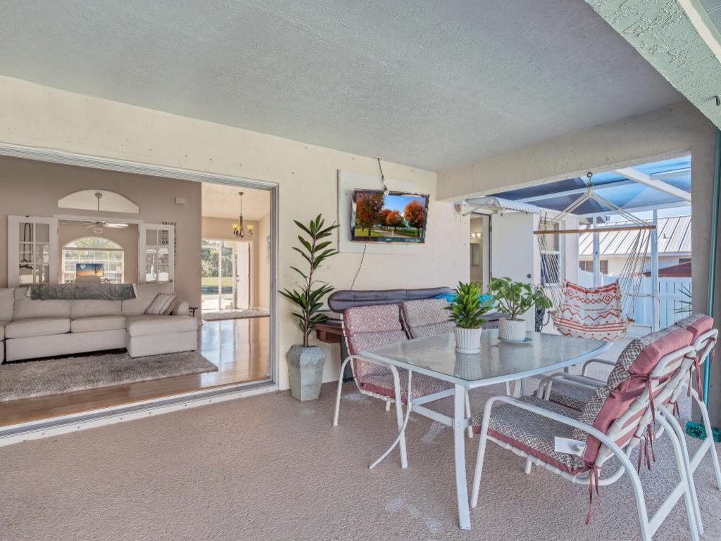 1149 SE Cambridge Drive, Port Saint Lucie, FL 34952 Photo