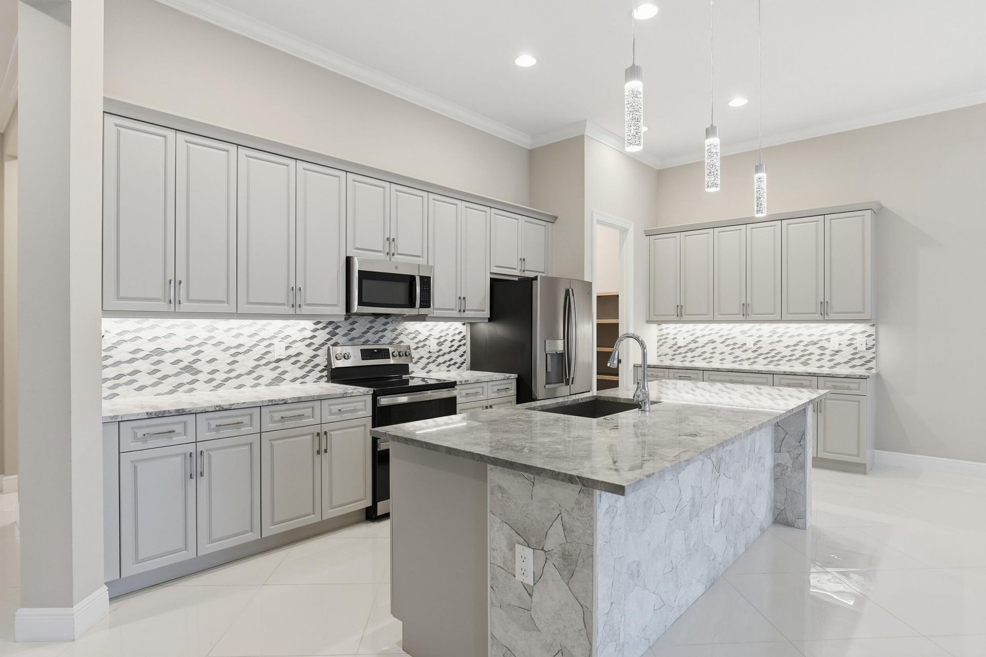 11160 SW Lunata Way, Port Saint Lucie, FL 34987 Photo