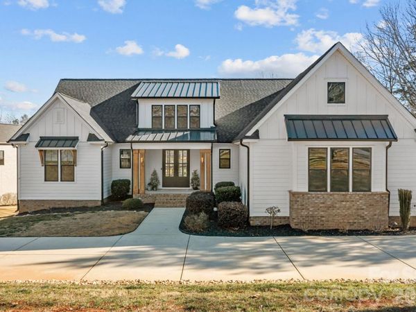 5020 Slanting Bridge Road, Sherrills Ford, NC 28673