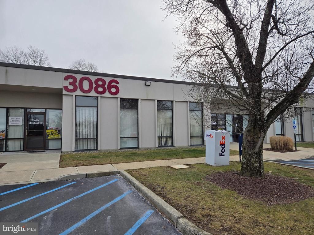 3086 Rte, Unit 27 STE 3, Kendall Park, NJ 08824 Main Photo