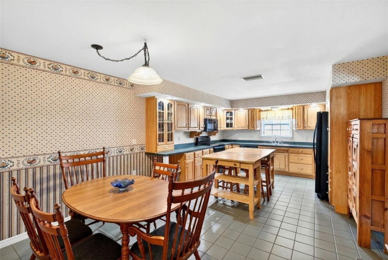 5940 NE 57th Loop, Silver Springs, FL 34488 Photo