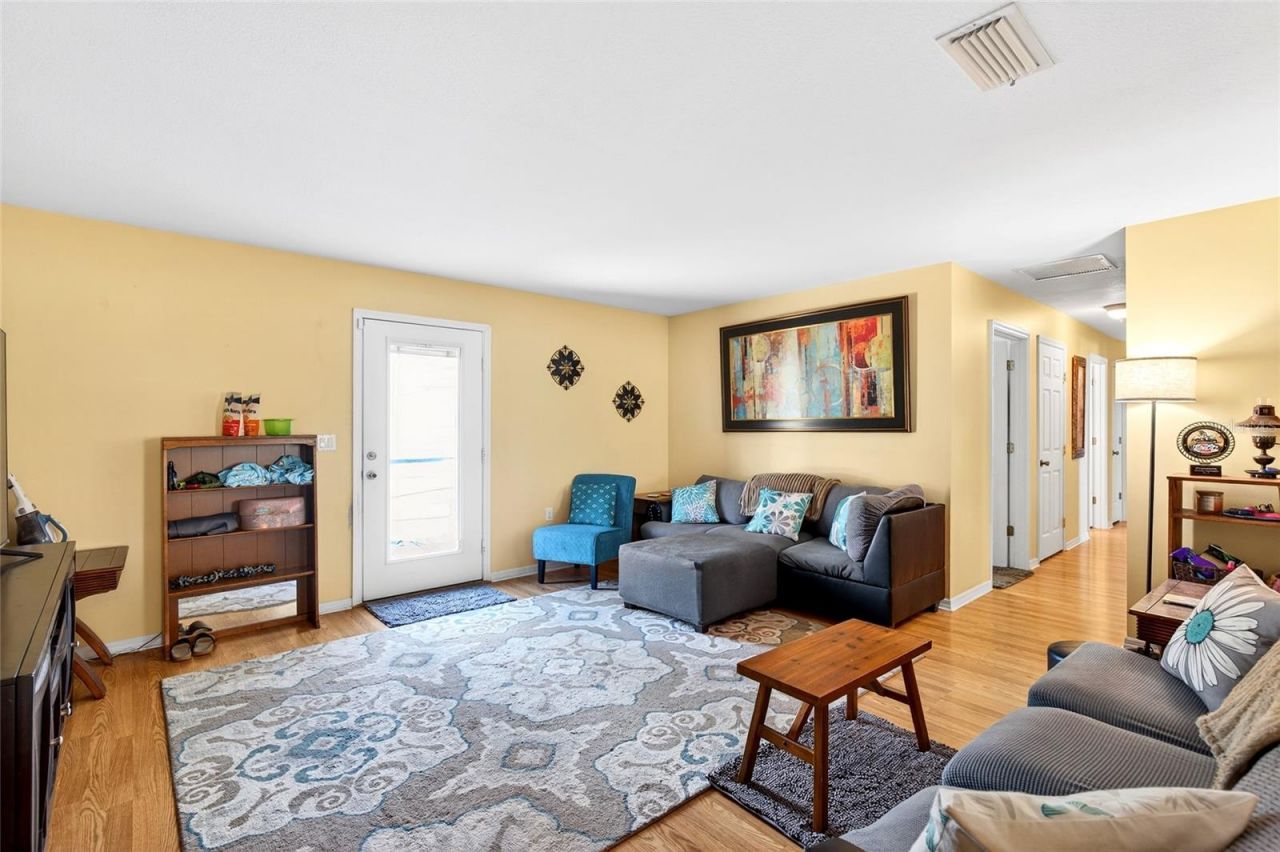 5940 NE 57th Loop, Silver Springs, FL 34488 Photo