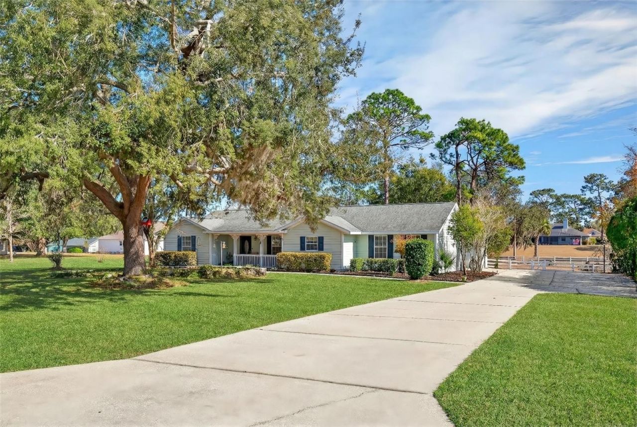 5940 NE 57th Loop, Silver Springs, FL 34488 Photo