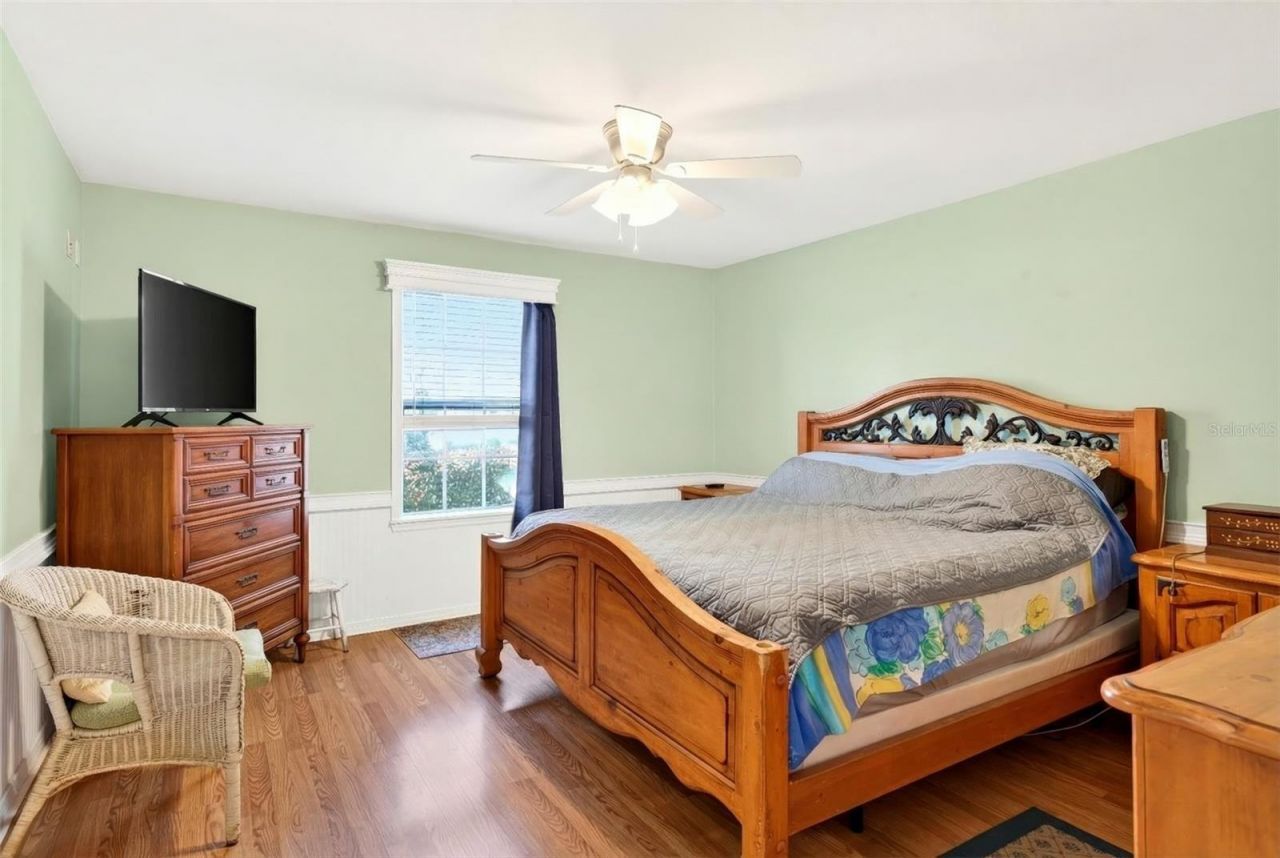 5940 NE 57th Loop, Silver Springs, FL 34488 Photo