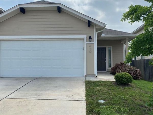 430 Twisted Oaks LN, Buda, TX 78610