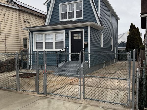 22404 95th Avenue, Queens Village, NY 11429