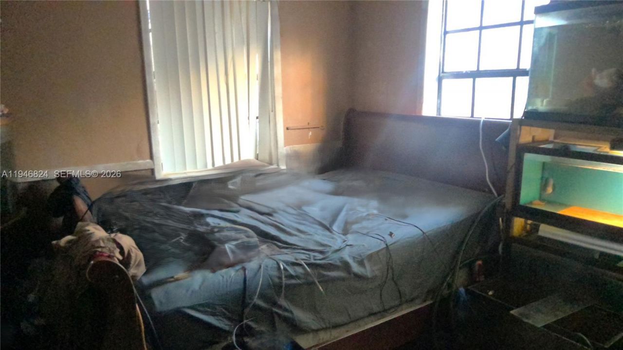 2930 NW 87th Ter, Miami, FL 33147 Photo