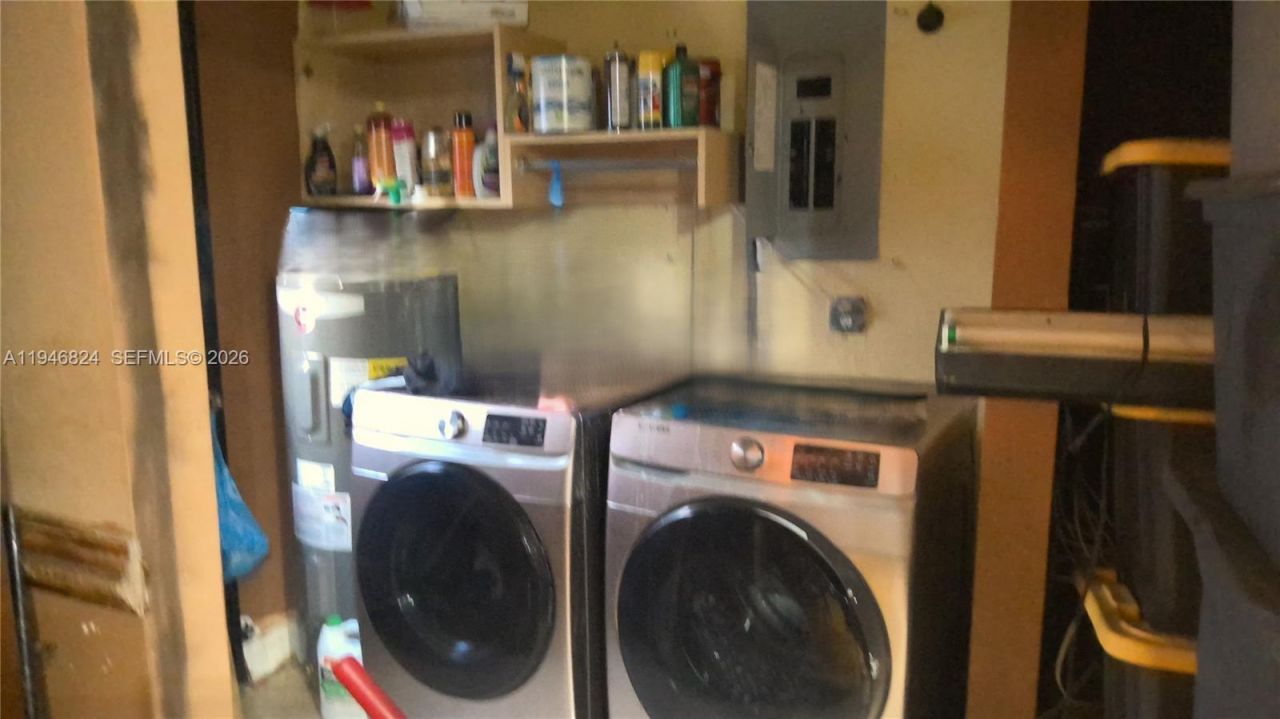 2930 NW 87th Ter, Miami, FL 33147 Photo