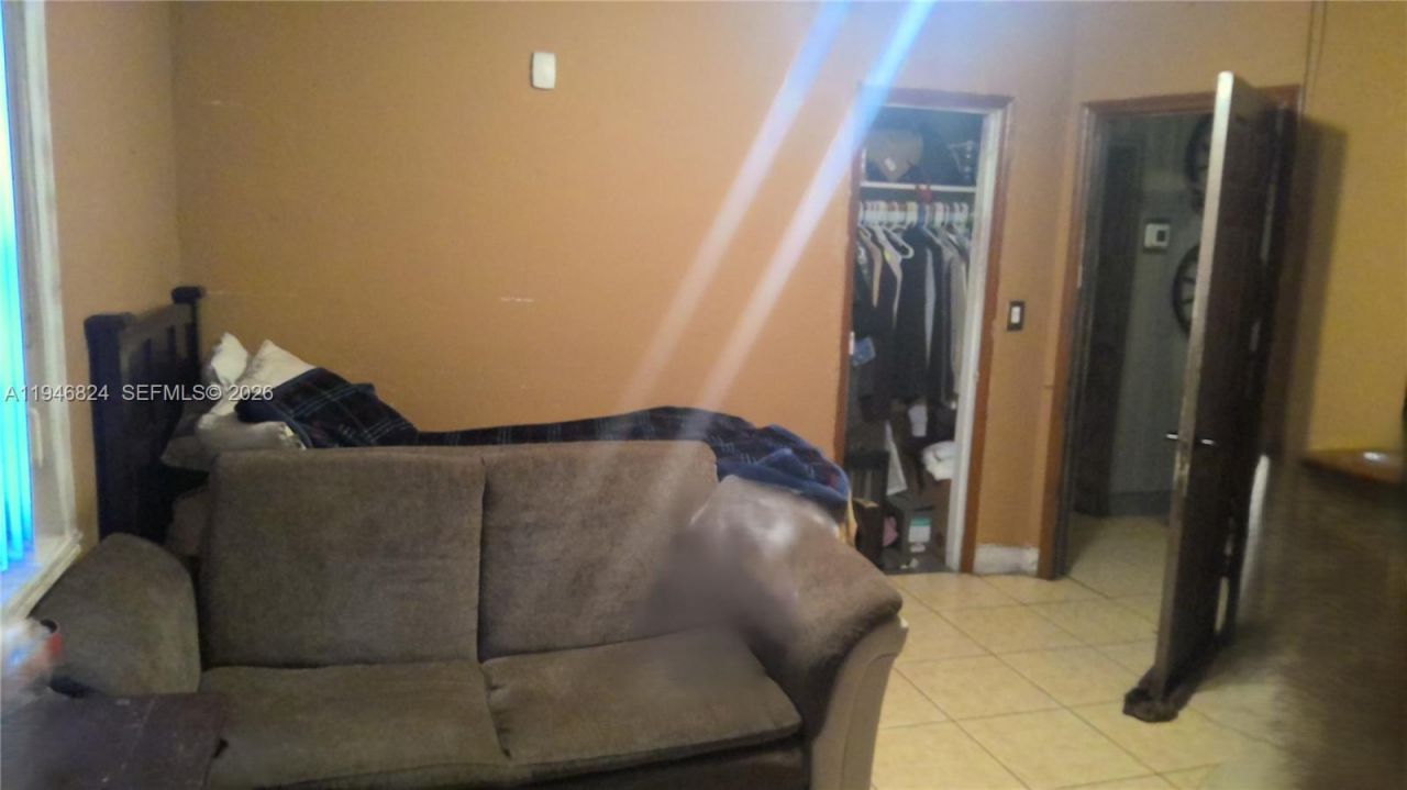 2930 NW 87th Ter, Miami, FL 33147 Photo