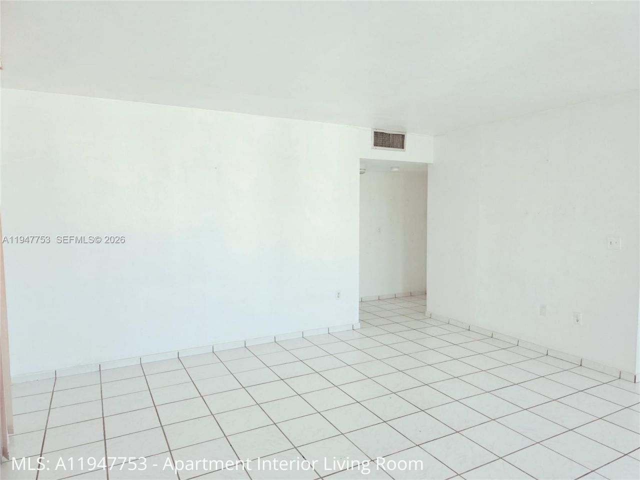 8001 Byron Ave, Unit 3C, Miami Beach, FL 33141 Photo