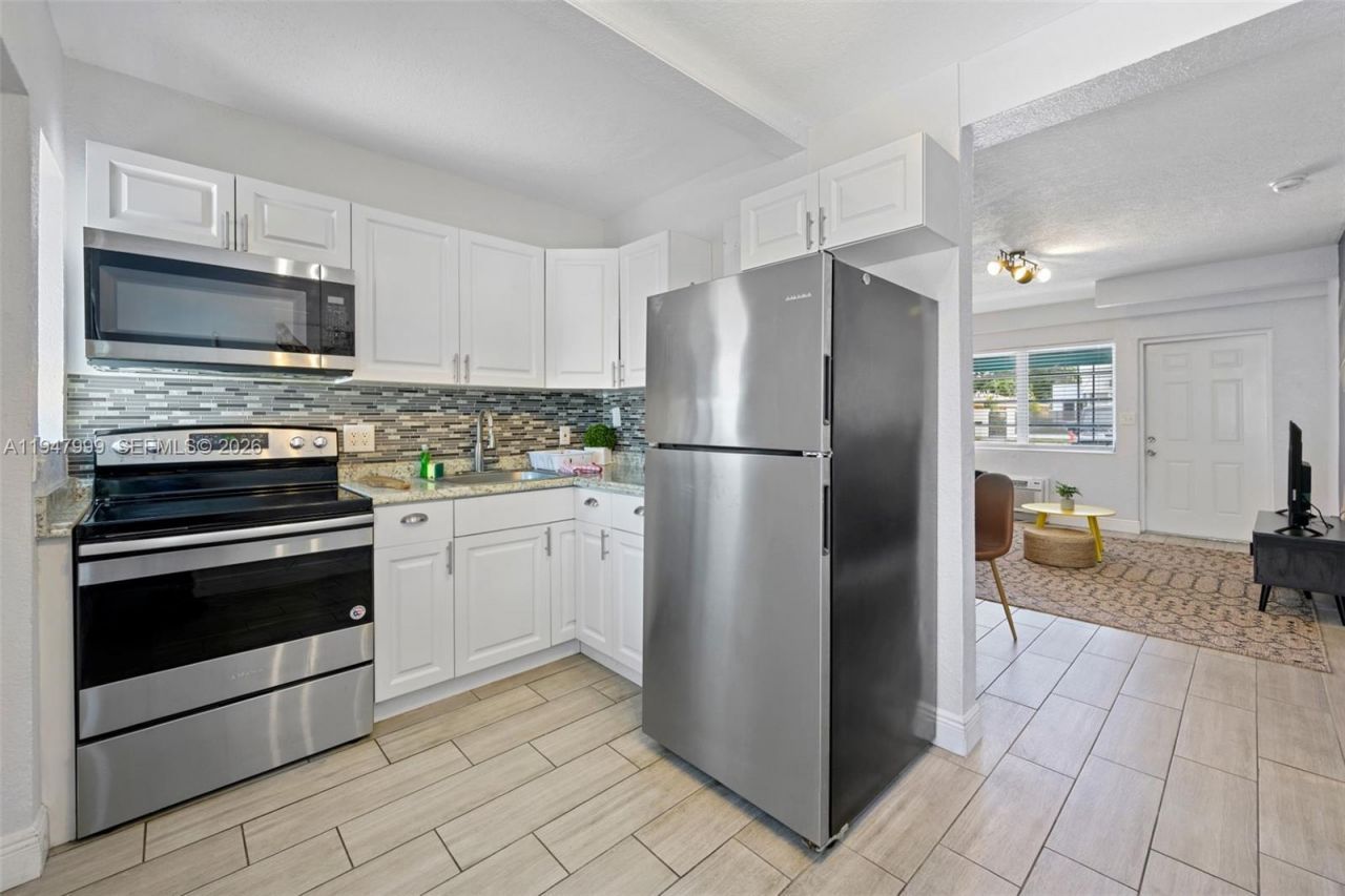 1225 NE 15th Ave , Unit 1-9, Fort Lauderdale, FL 33304 Photo