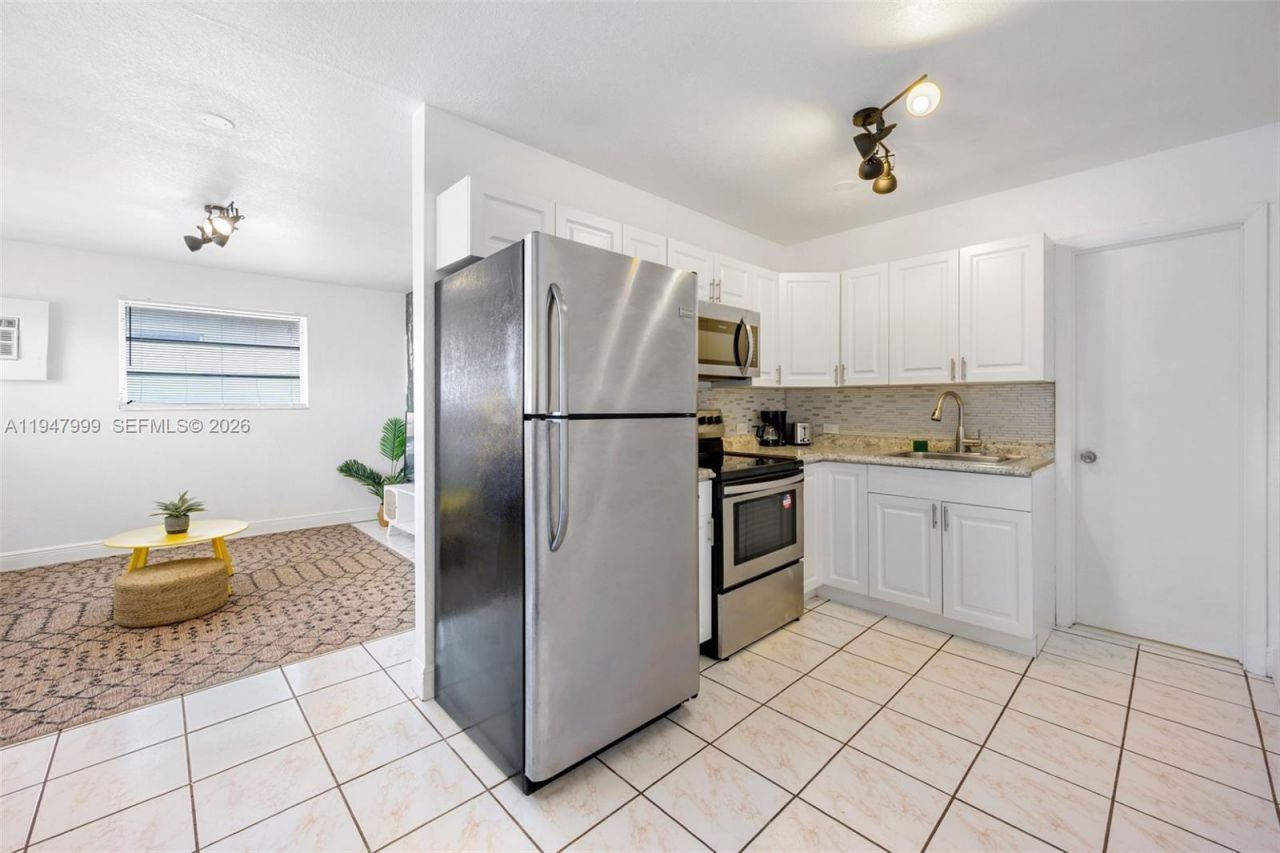 1225 NE 15th Ave , Unit 1-9, Fort Lauderdale, FL 33304 Photo