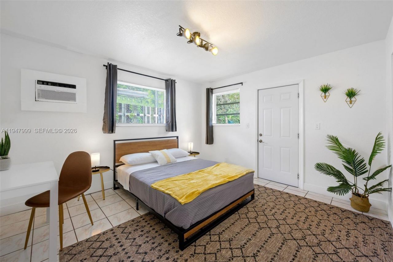 1225 NE 15th Ave , Unit 1-9, Fort Lauderdale, FL 33304 Photo