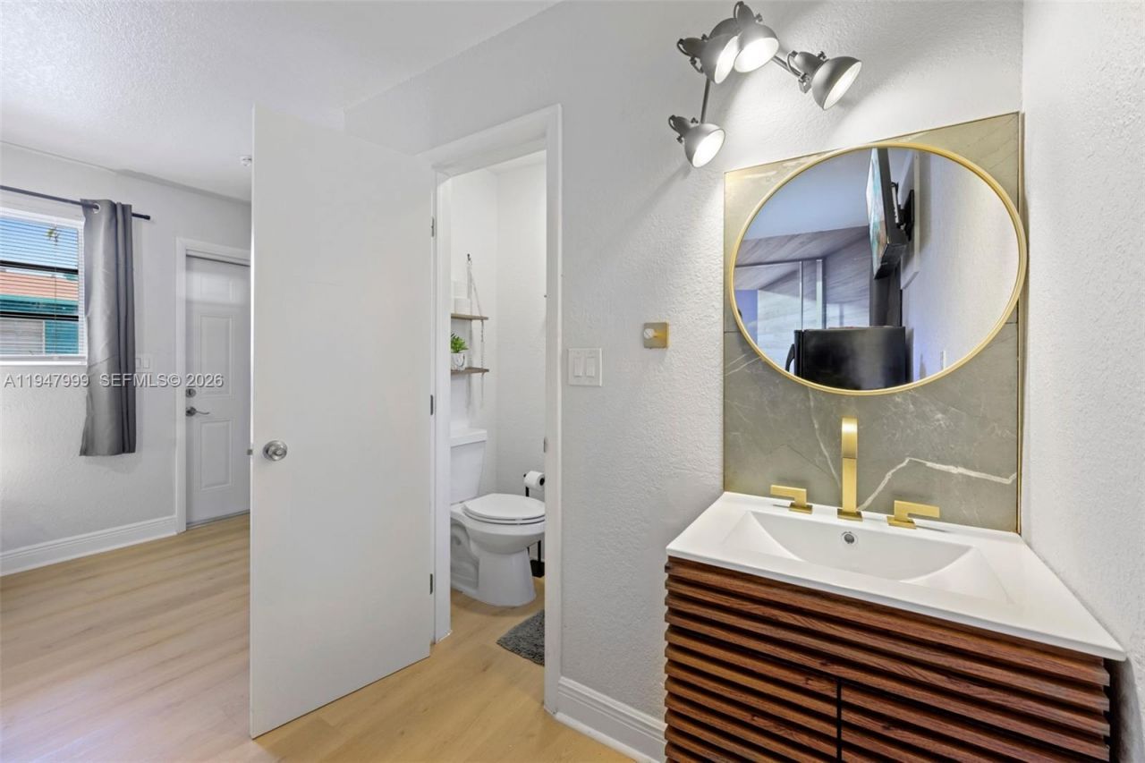 1225 NE 15th Ave , Unit 1-9, Fort Lauderdale, FL 33304 Photo