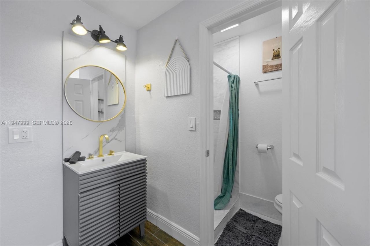 1225 NE 15th Ave , Unit 1-9, Fort Lauderdale, FL 33304 Photo