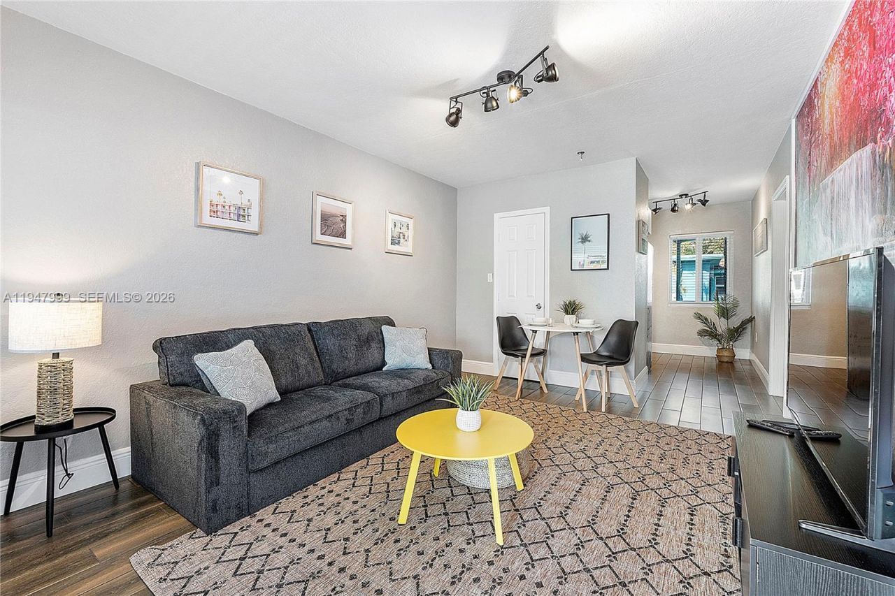 1225 NE 15th Ave , Unit 1-9, Fort Lauderdale, FL 33304 Photo