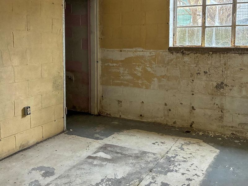 503 Dickey Avenue , Greenfield, OH 45123 Photo 8