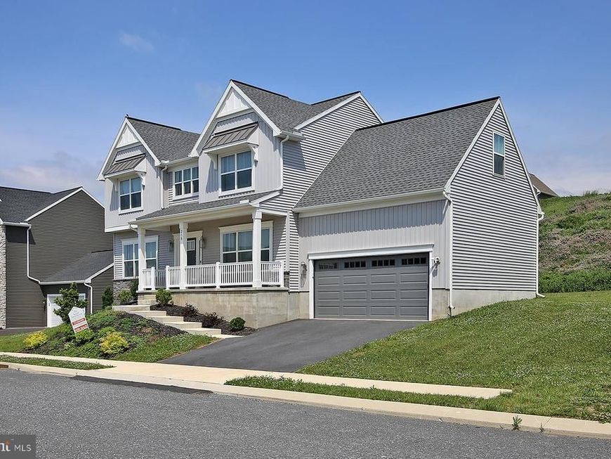 216 Copper Ridge Drive, Newmanstown, PA 17073 Main Photo