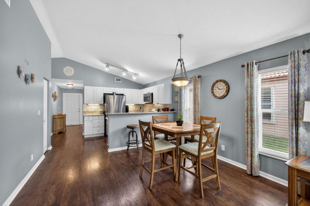 1095 Via Jardin, Riviera Beach, FL 33418 Photo