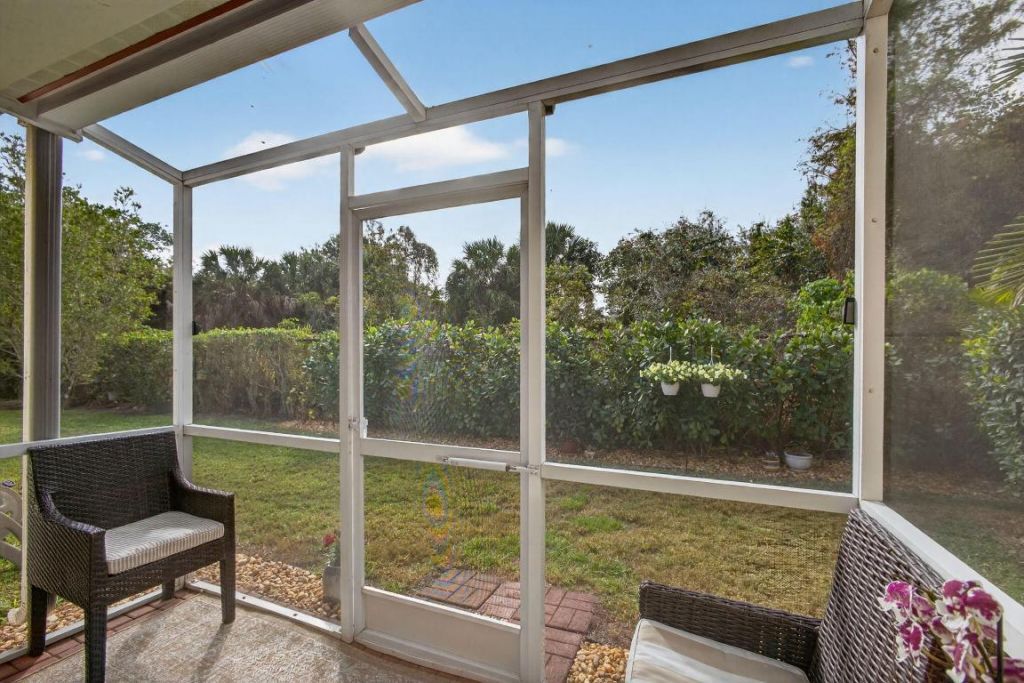 1095 Via Jardin, Riviera Beach, FL 33418 Photo