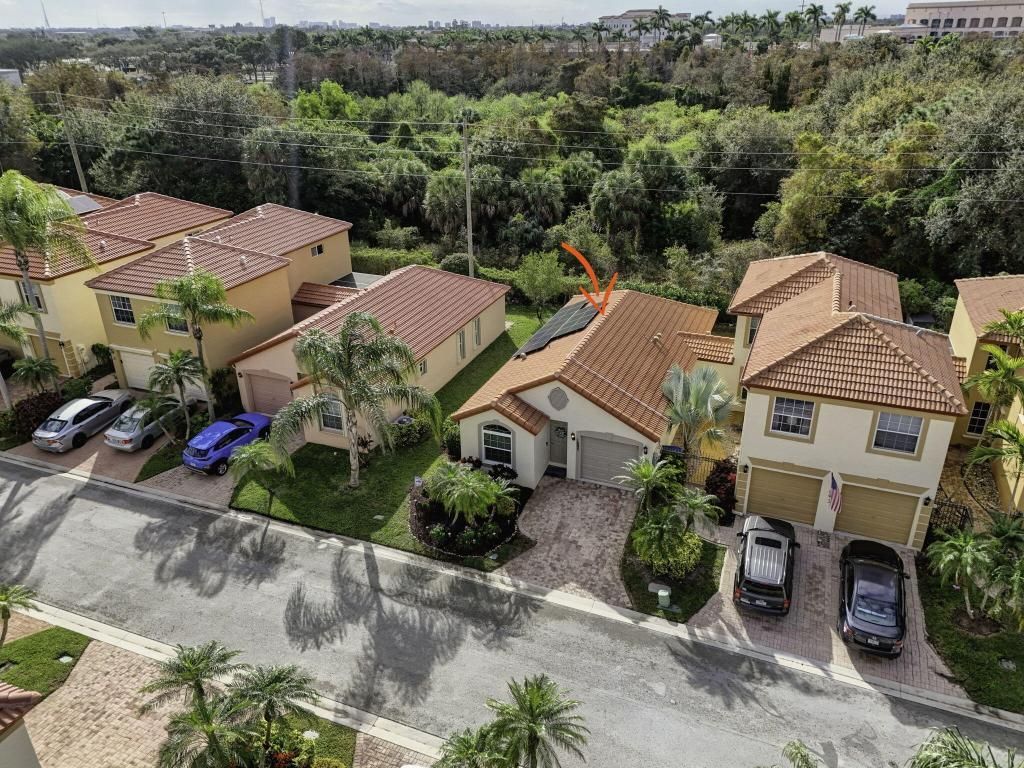 1095 Via Jardin, Riviera Beach, FL 33418 Photo