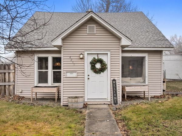 4211 N Wall St, Spokane, WA 99205