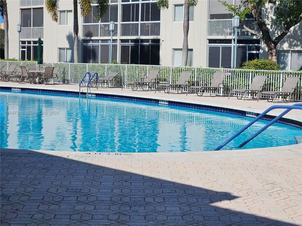 7715 Southampton Ter, Unit 201E, Tamarac, FL 33321