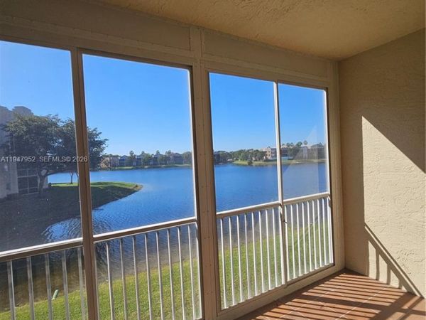 7715 Southampton Ter, Unit 201E, Tamarac, FL 33321