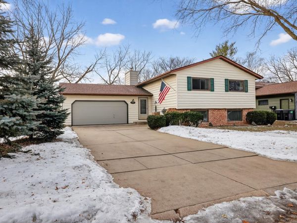 2335 2nd Avenue SW, Rochester, MN 55902