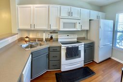 466 Doane Way photo 4