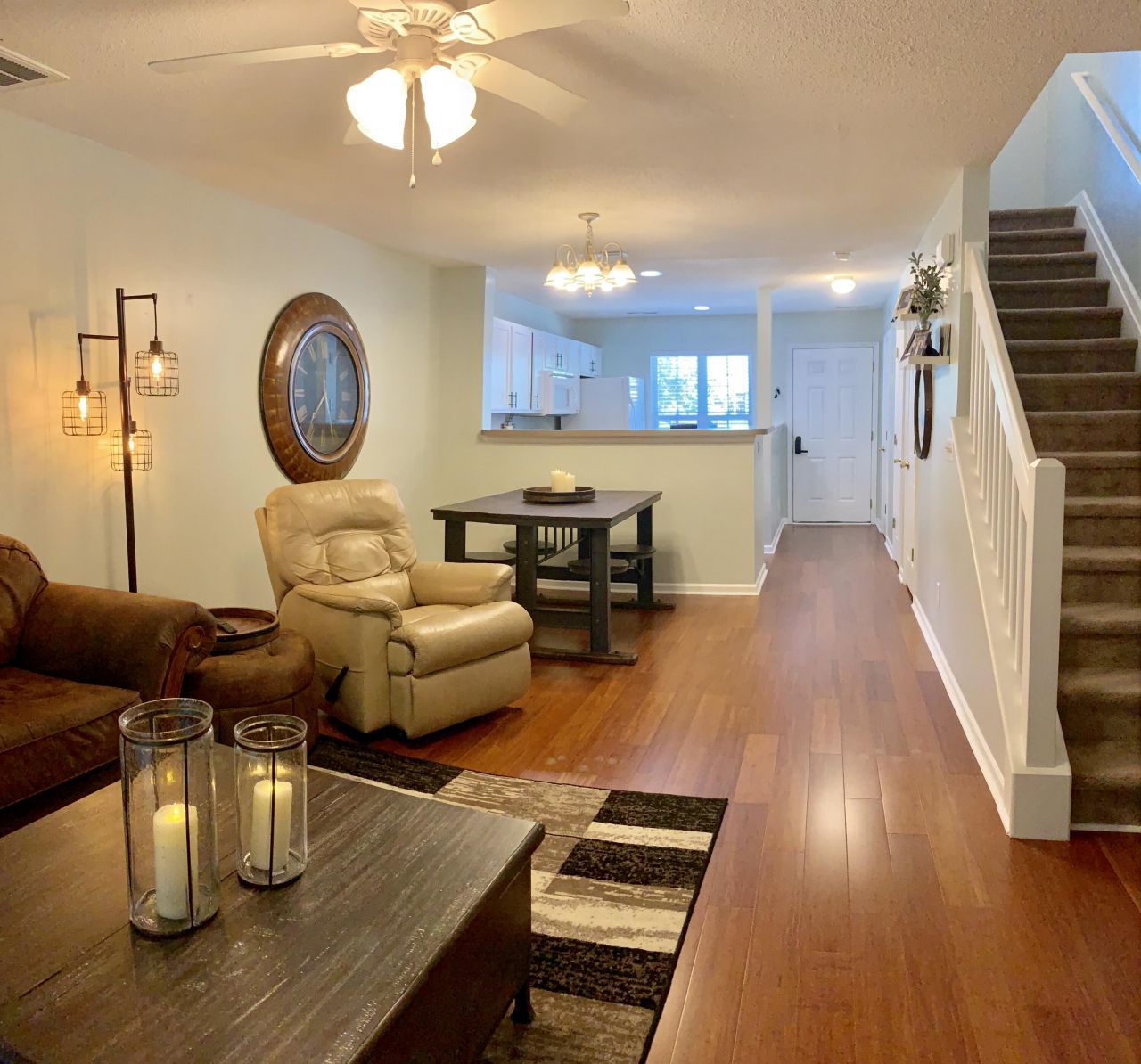 466 Doane Way Photo 7