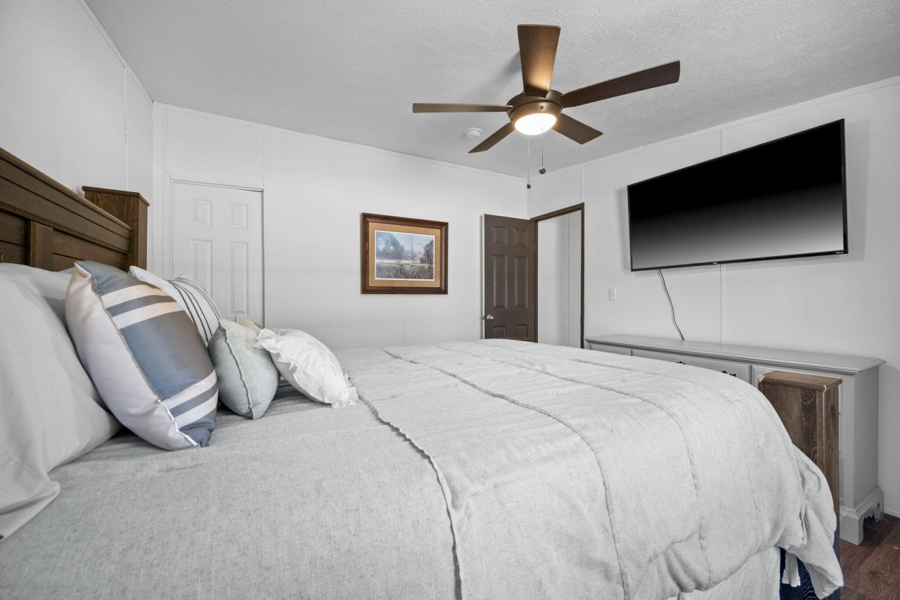 232 Palace Drive Photo 41