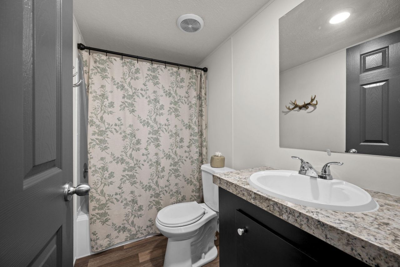 232 Palace Drive Photo 45